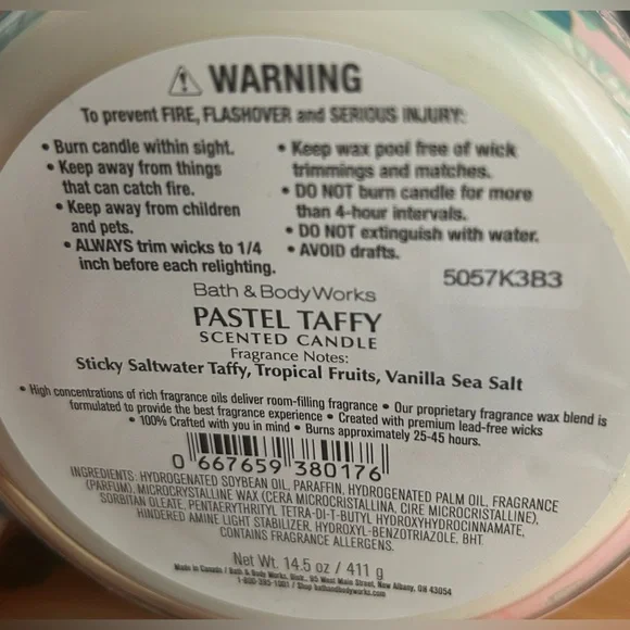 BATH BODY WORKS Pastel Taffy 3-Wick Candle NWT - Picture 4 of 4